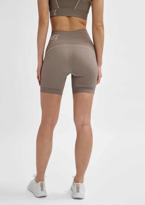 Christel Seamless Shorts - Sand - for kvinde - HUMMEL - Shorts