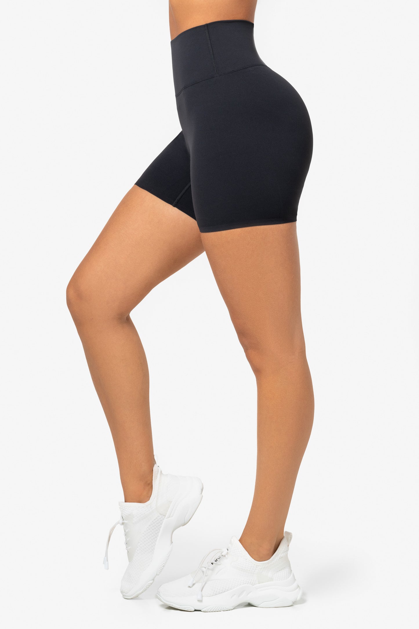 Softy Shorts - Black - for kvinde - FAMME - Shorts